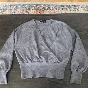 Laundry By Shelli Segal Gray V-Neck Sweater
